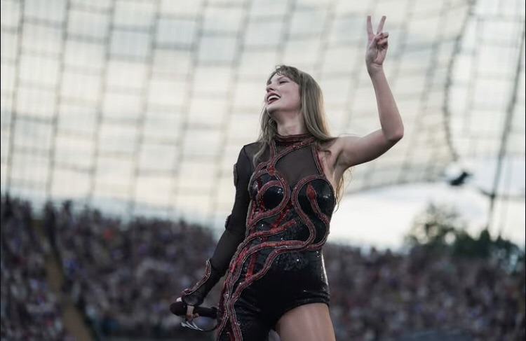 Taylor Swift and Bad Bunny: Spotify’s Reigning Giants of 2025
