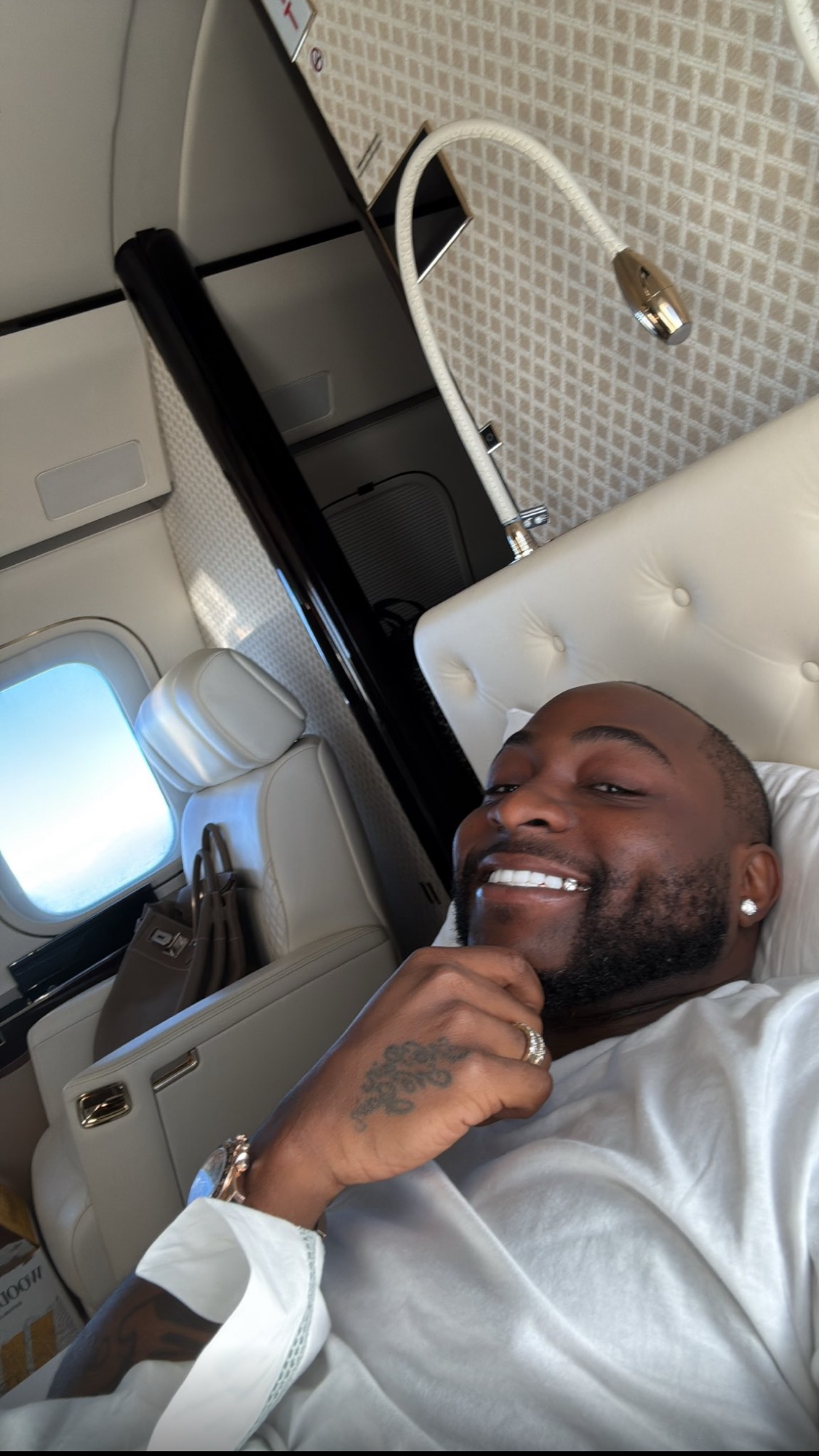 Davido & Odumodublvck Perform ‘Funds’ Live at 19k-Capacity Toyota Center on 5ive Alive Tour