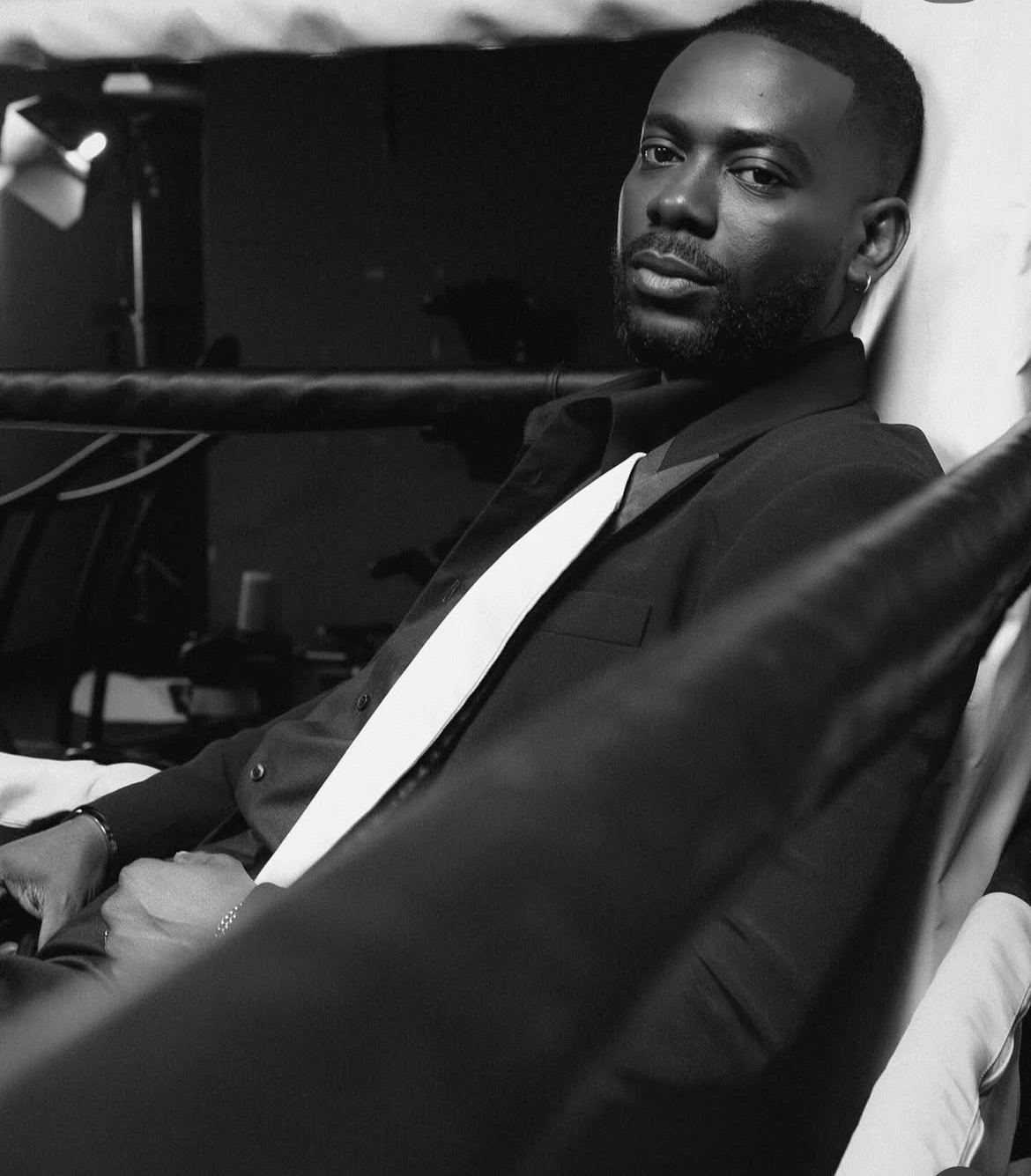 adekunle gold simile story beyonce