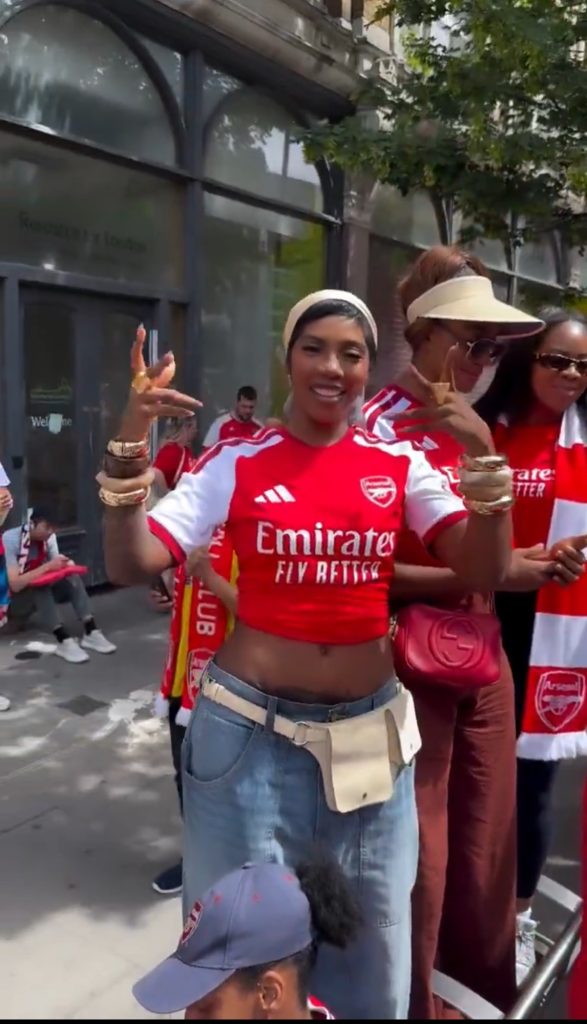 tiwa savage arsenal parade north london