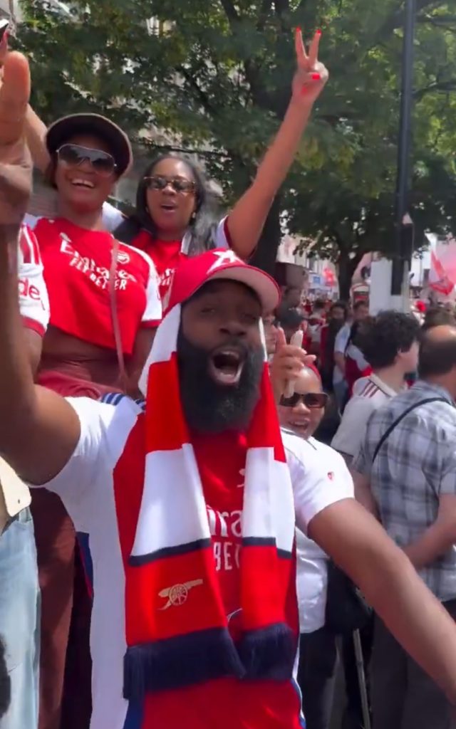 tiwa savage arsenal title parade